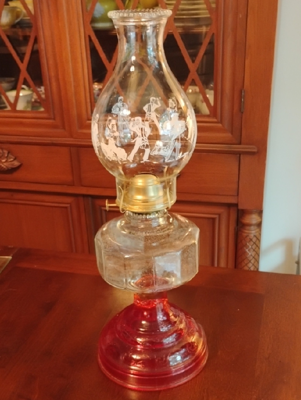 Vintage P&A Risdon glass oil lamp With reverse Amberina glass Base